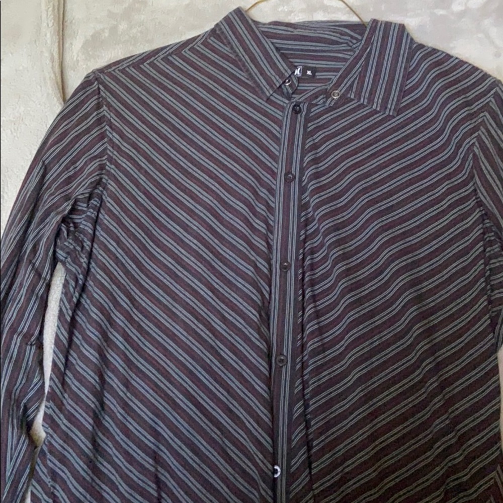 Men’s Hurley long sleeve dress shirt